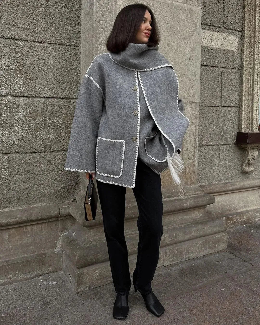 Juana Coat With Scarf