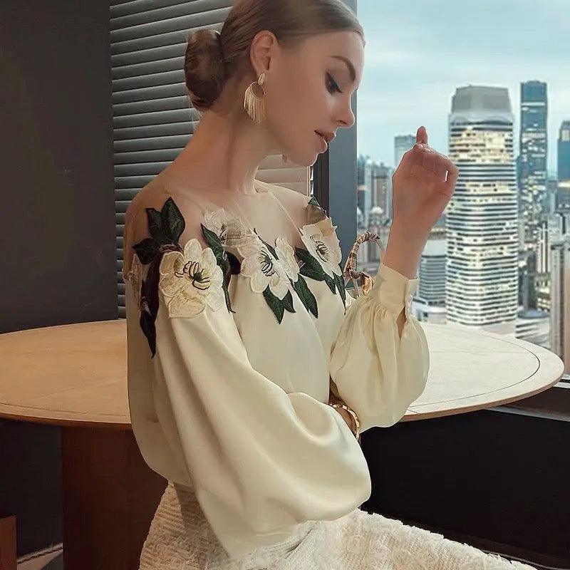 Jamie Bubble Sleeve Floral Blouse - Label Frenesi Fashion
