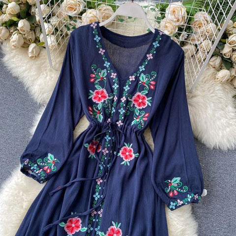 Gigi Embroidered Dress - Label Frenesi Fashion