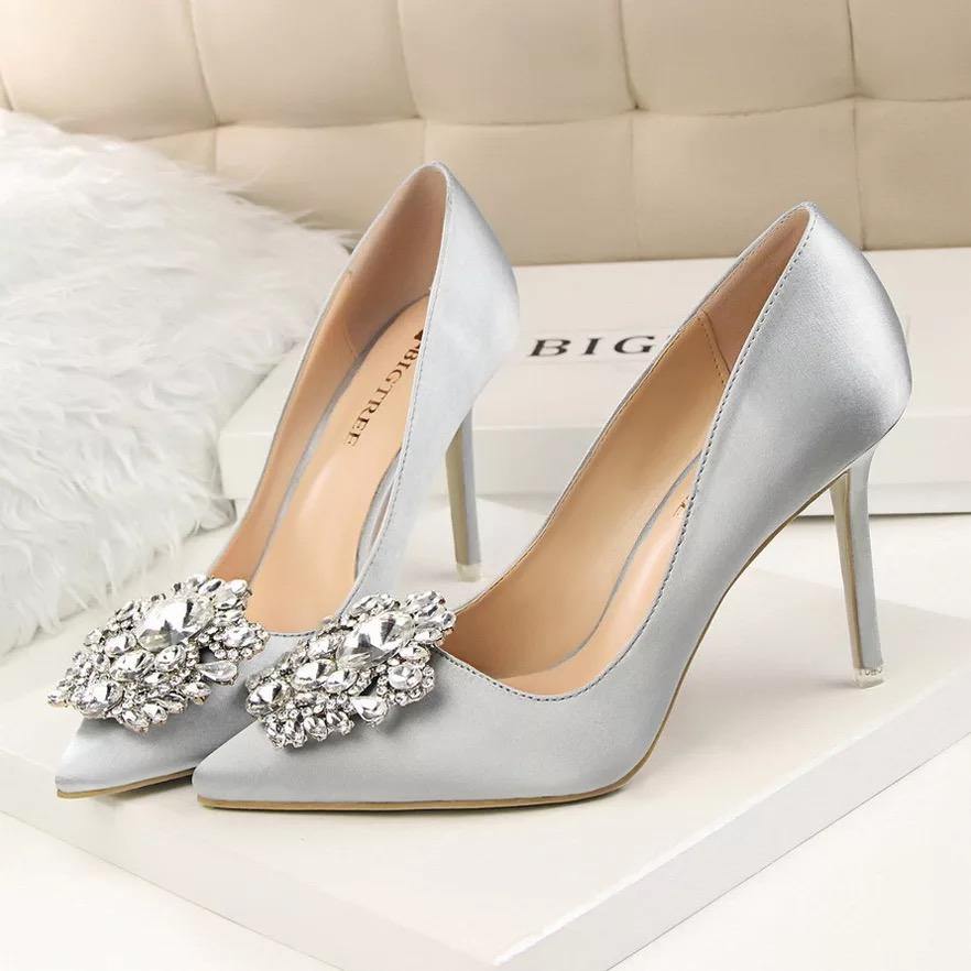 Sarah Heels - Label Frenesi Fashion