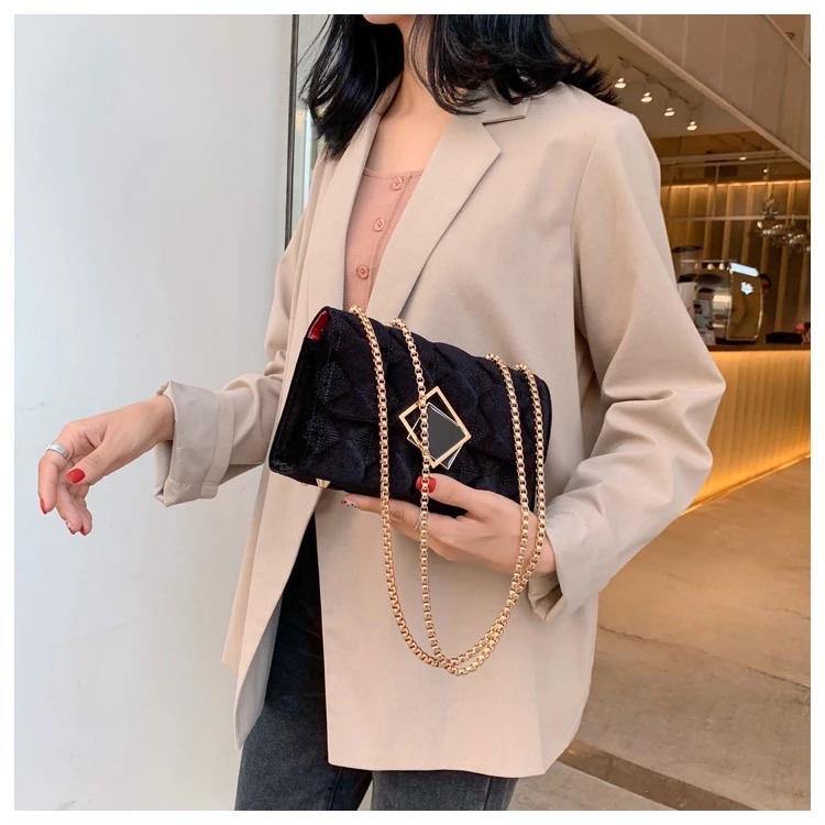 Velour Chained Bag - Label Frenesi Fashion